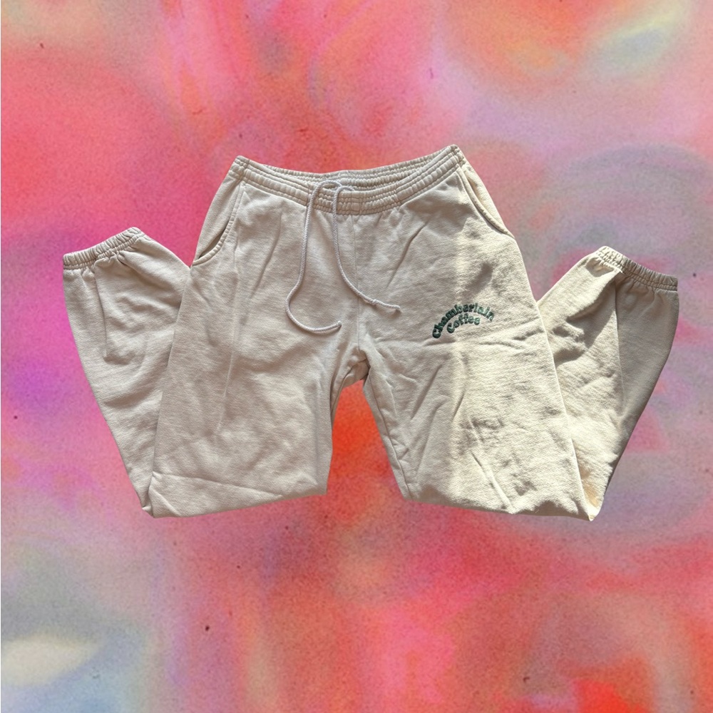 Emma Chamberlain Chamberlain Coffee sweats small